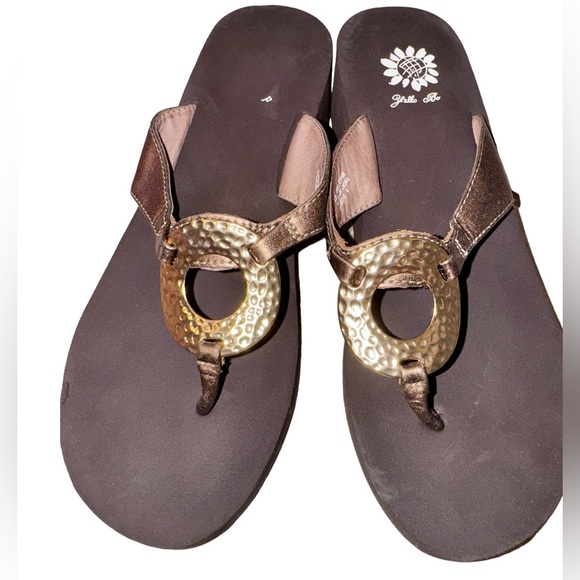 💥FINAL YELLOW BOX Cassidy metallic bronze sandals women’s flip flops size 9 - Picture 8 of 16